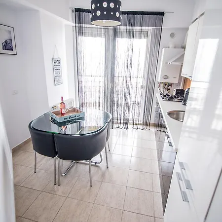 Sand Diamonds Apartment