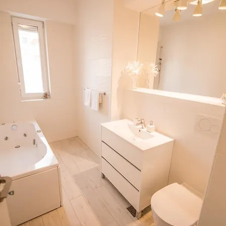 Sand Diamonds Apartment Mamaia